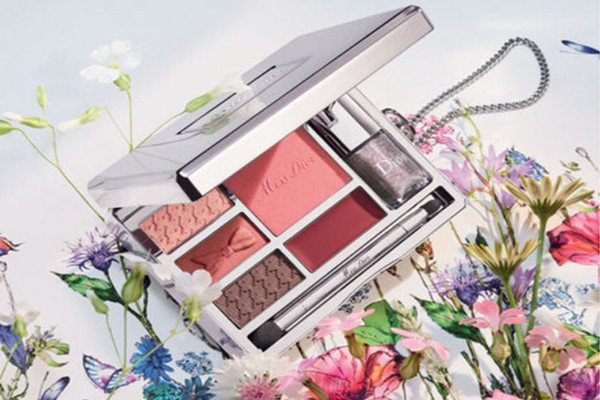 Dior 2022的春季限定彩妆新品合集海淘转运化妆品选什么渠道？